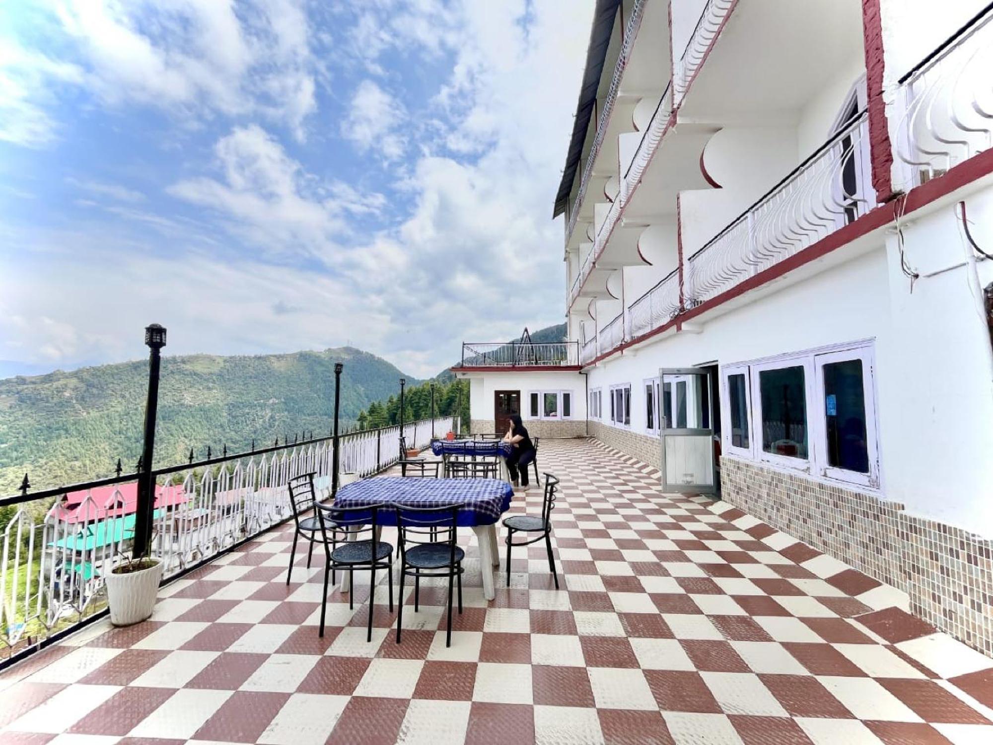 Sparkle Star Resort Khajjiar Exterior photo